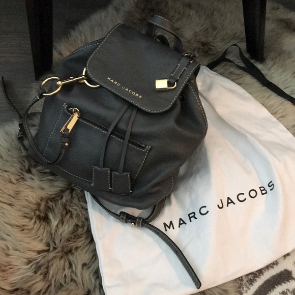 Mark Jacobs bold grain leather backpack grey - Picture 3 of 10